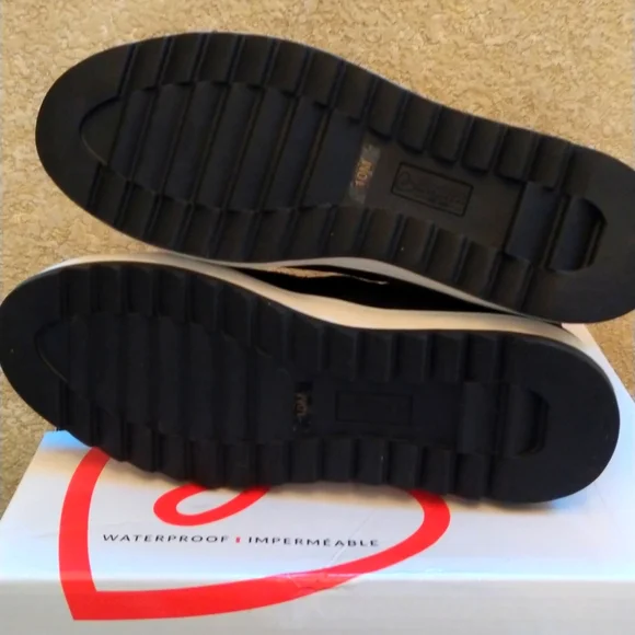 Blondo Waterproof Quilted Snow Winter Boots Sz 10 NWB - Picture 6 of 9